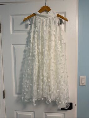 White Floral Appliqué Sleeveless Dress